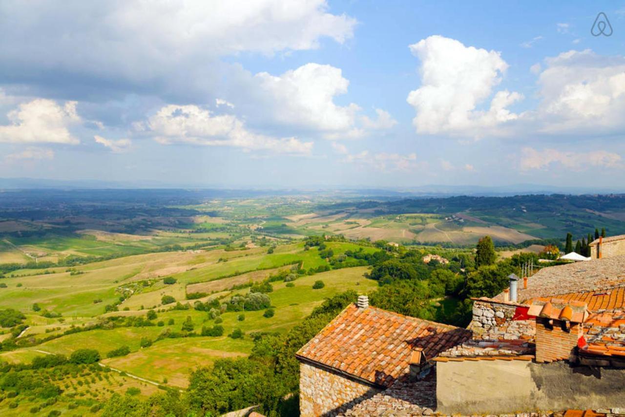 B&B Il Glicine Montefollonico Exterior photo